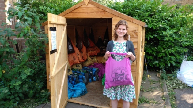Happy Customer with Kentish Town Vegbox Delivery Bags