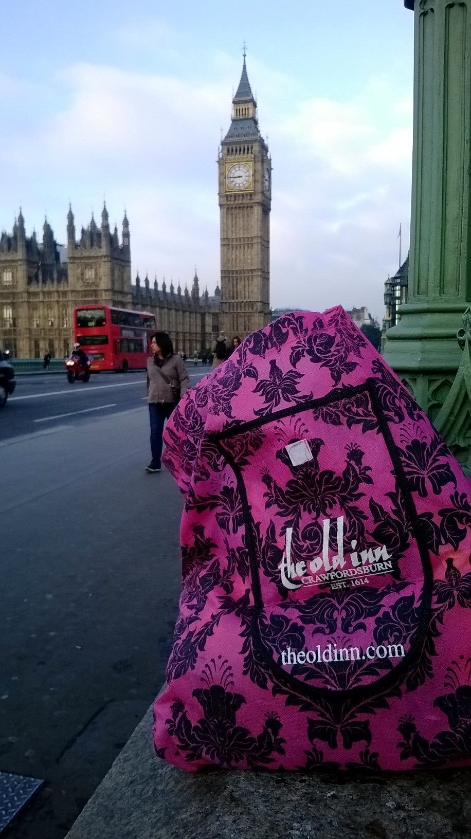 The Old Inn - Social Media - bag in London